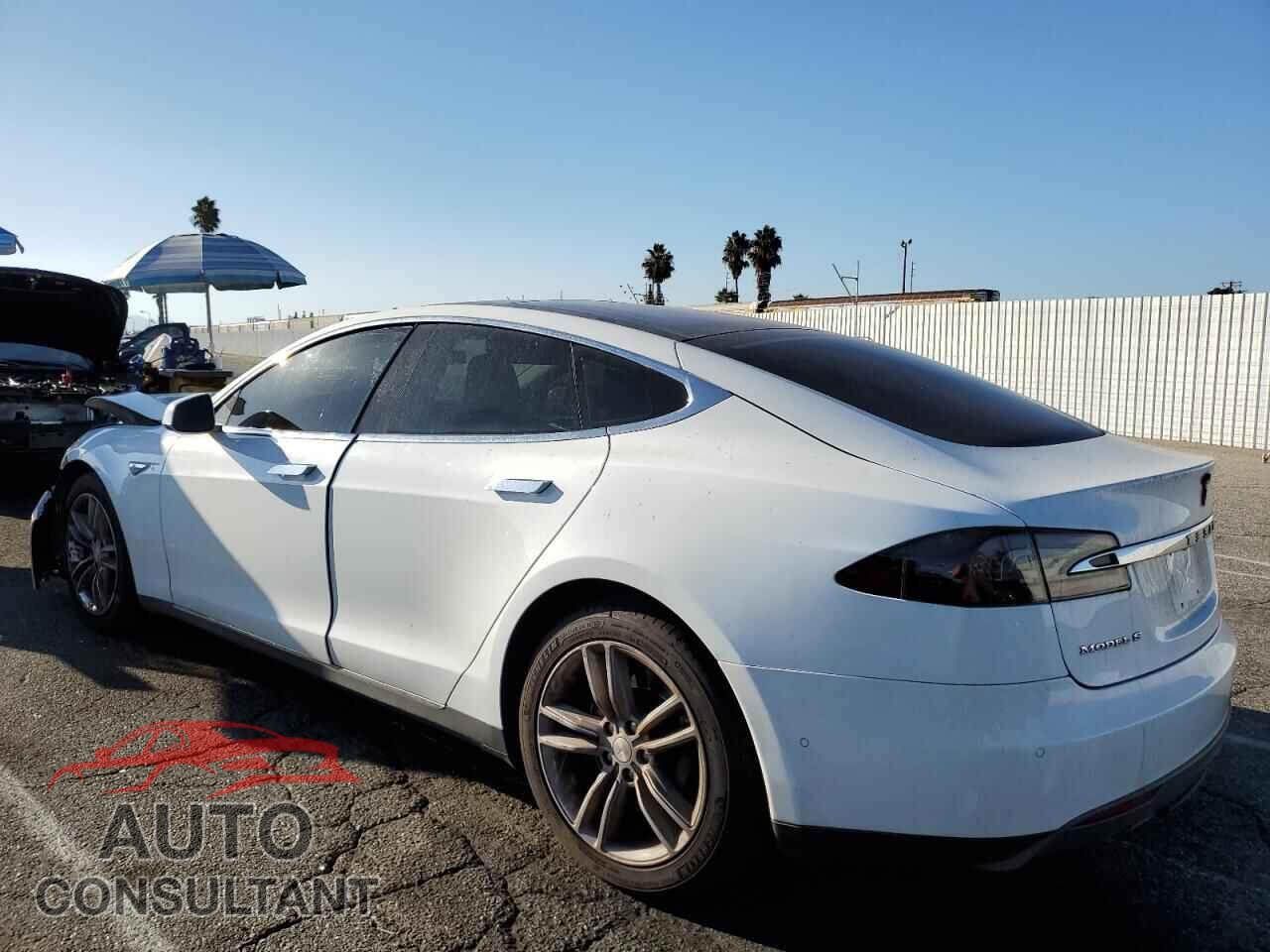 TESLA MODEL S 2016 - 5YJSA1E18GF130665