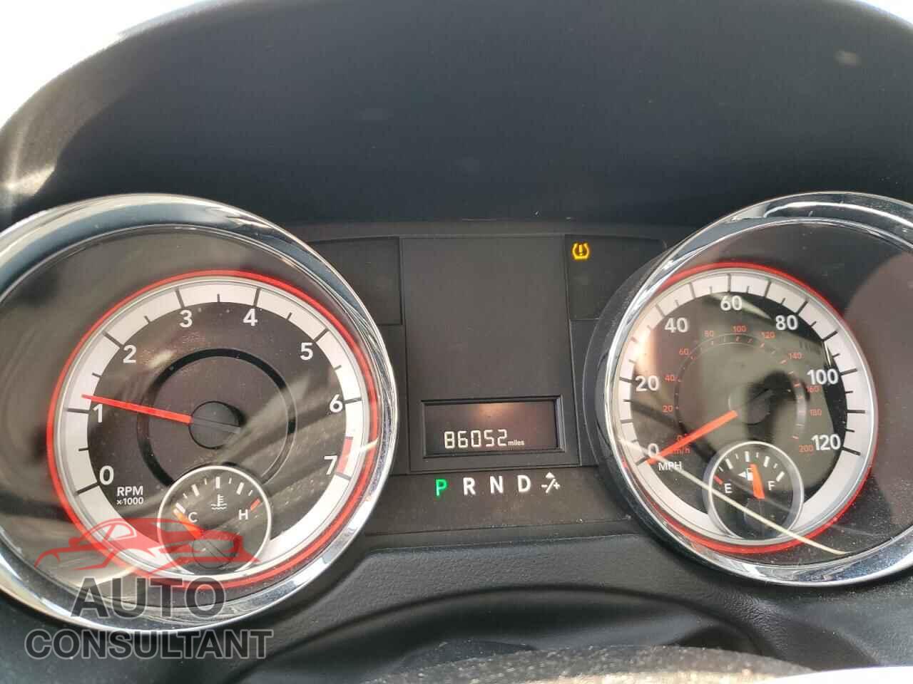DODGE CARAVAN 2015 - 2C4RDGCG2FR518042