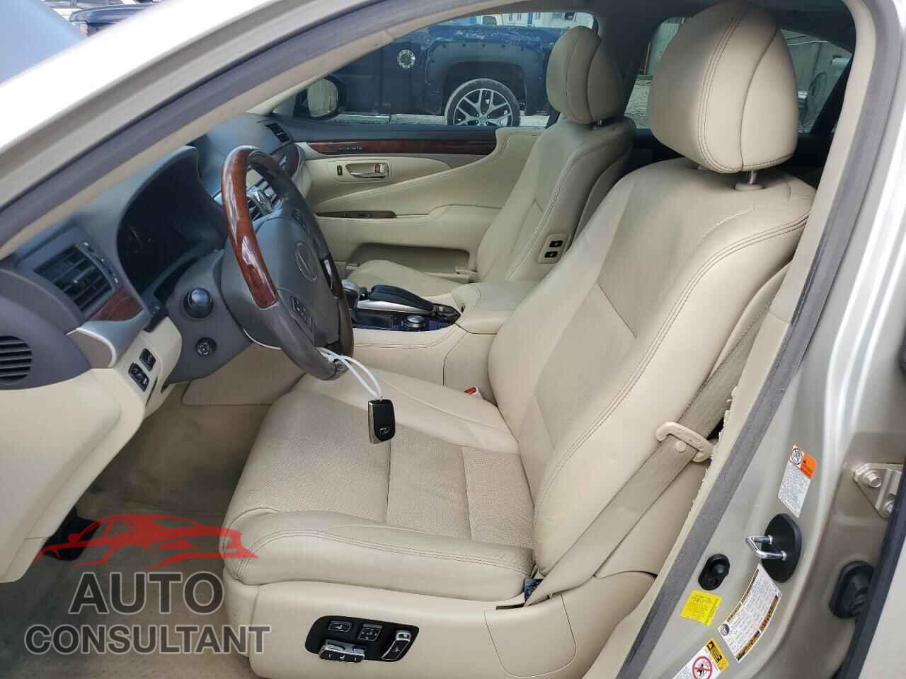 LEXUS LS460 2015 - JTHBL5EF3F5138409