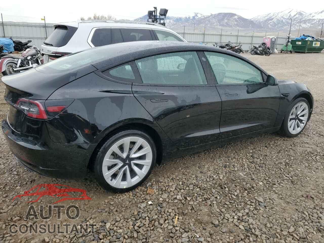 TESLA MODEL 3 2022 - 5YJ3E1EA7NF371459