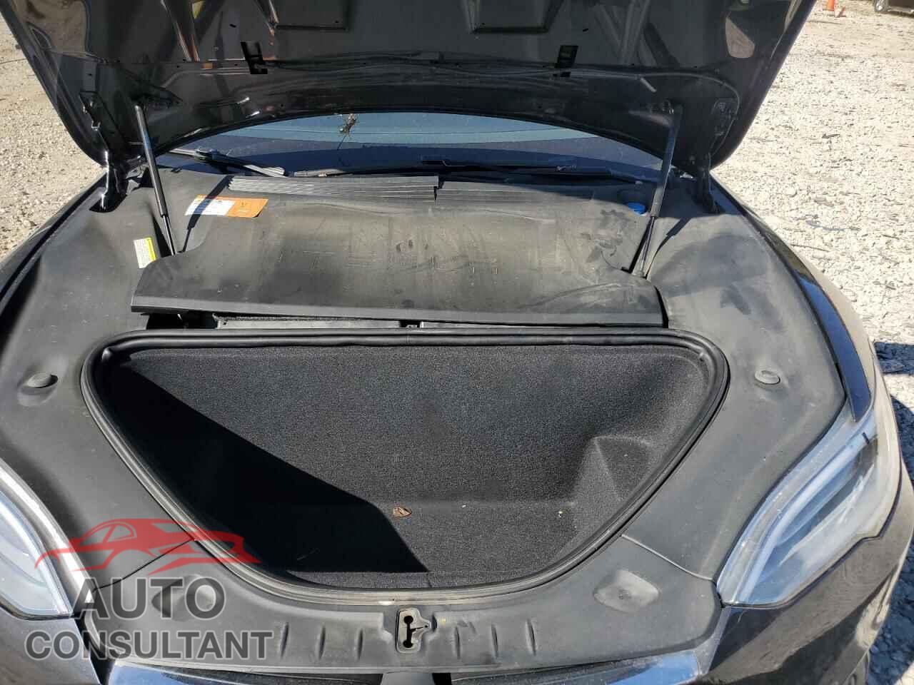 TESLA MODEL S 2016 - 5YJSA1E22GF175044