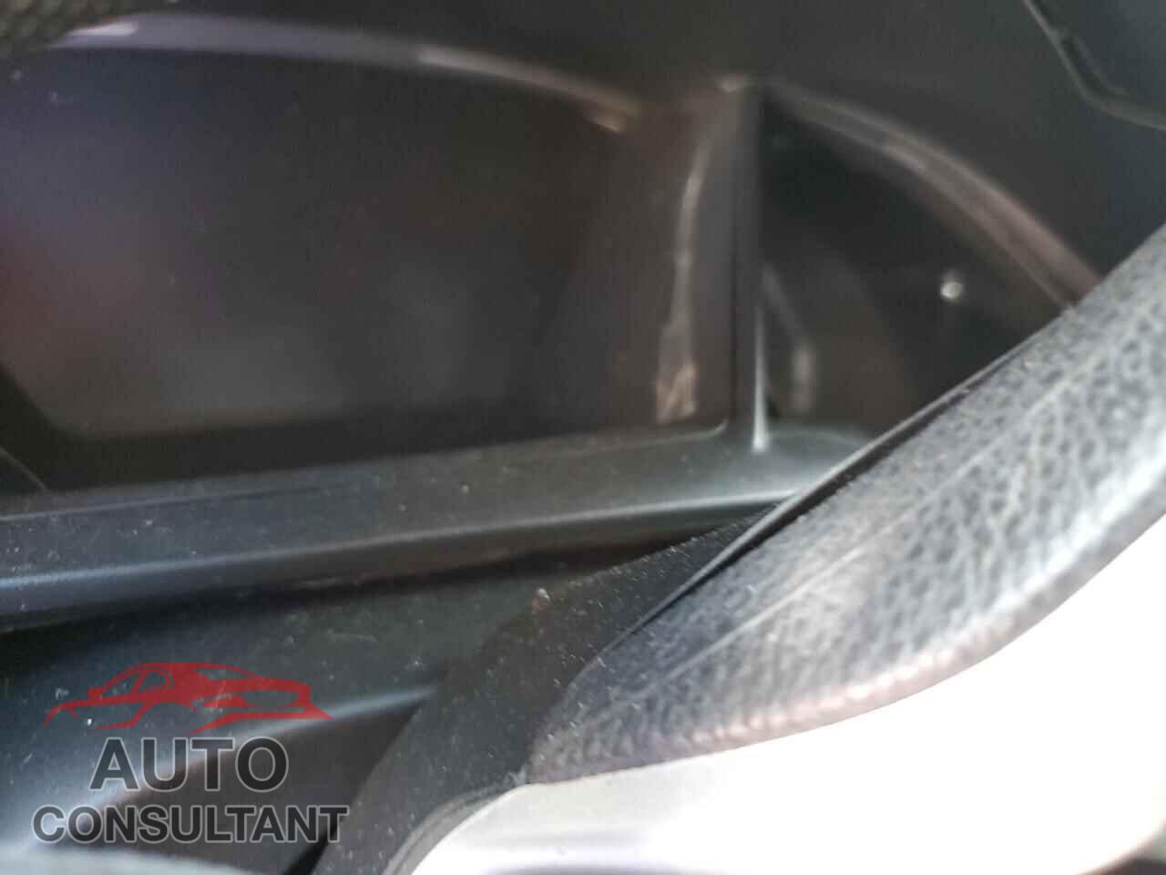 HONDA CIVIC 2019 - 2HGFC2F63KH533050