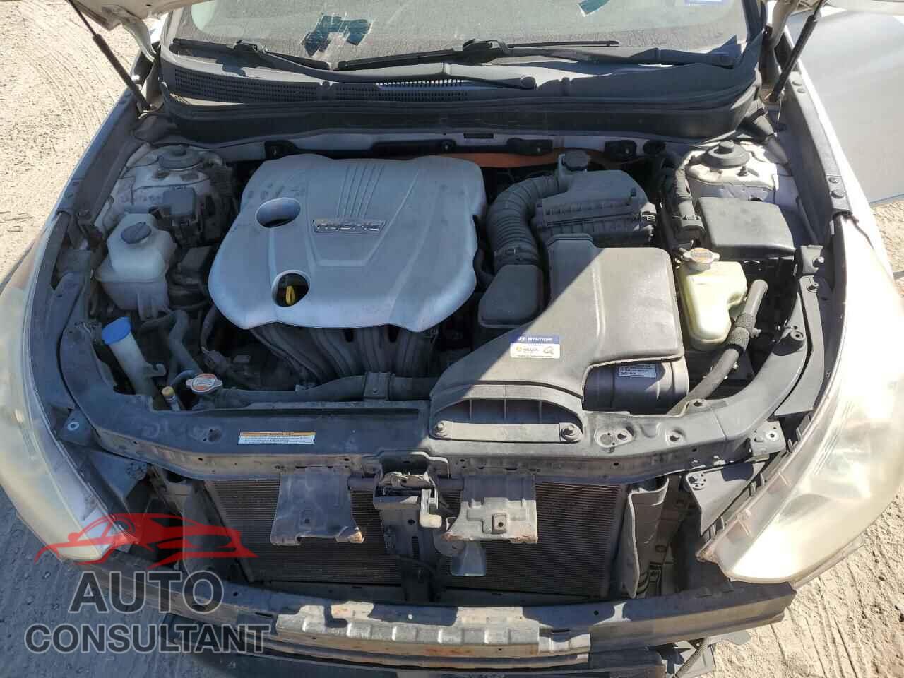 HYUNDAI SONATA 2011 - KMHEC4A40BA005455