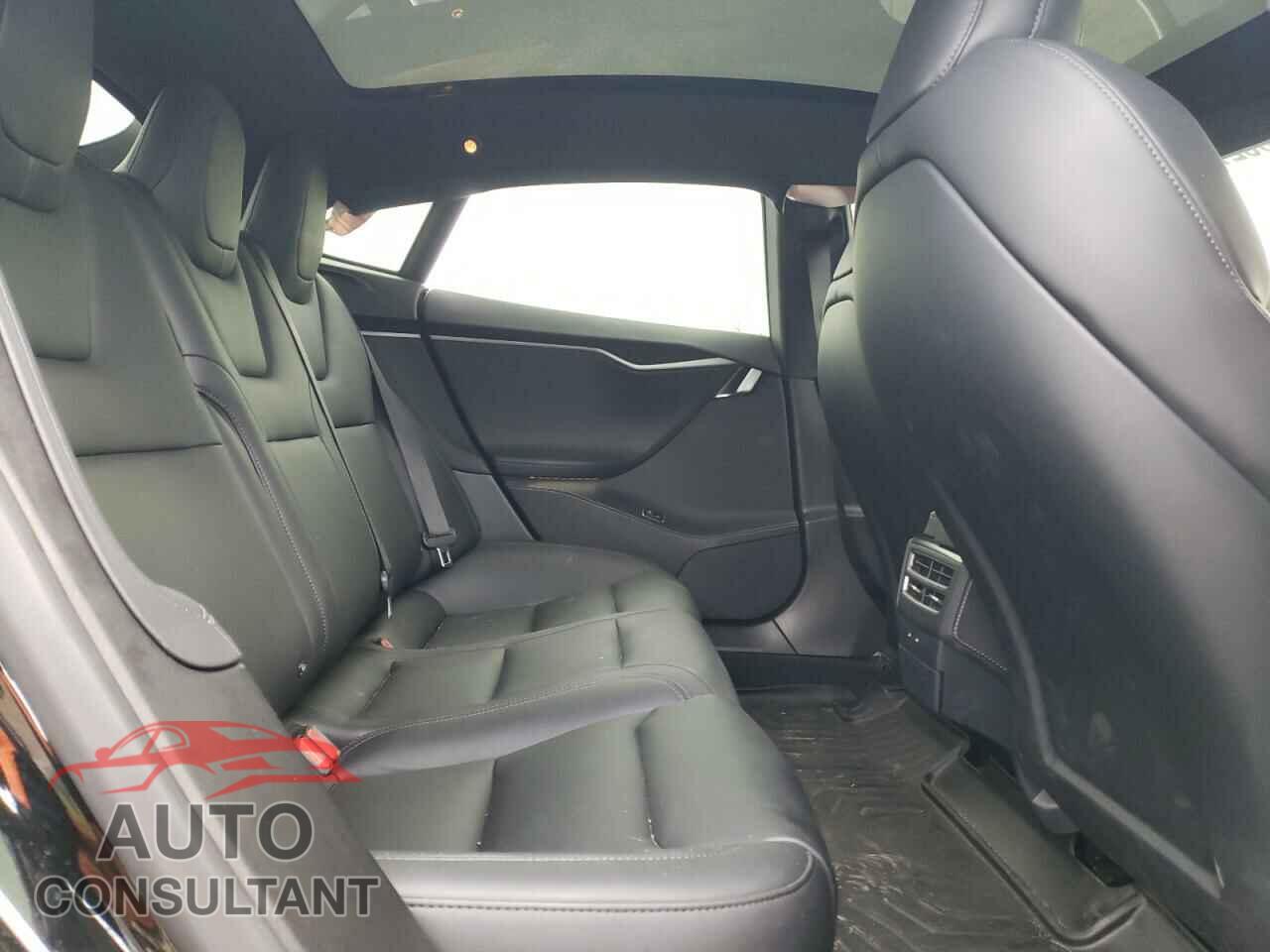 TESLA MODEL S 2020 - 5YJSA1E46LF371225