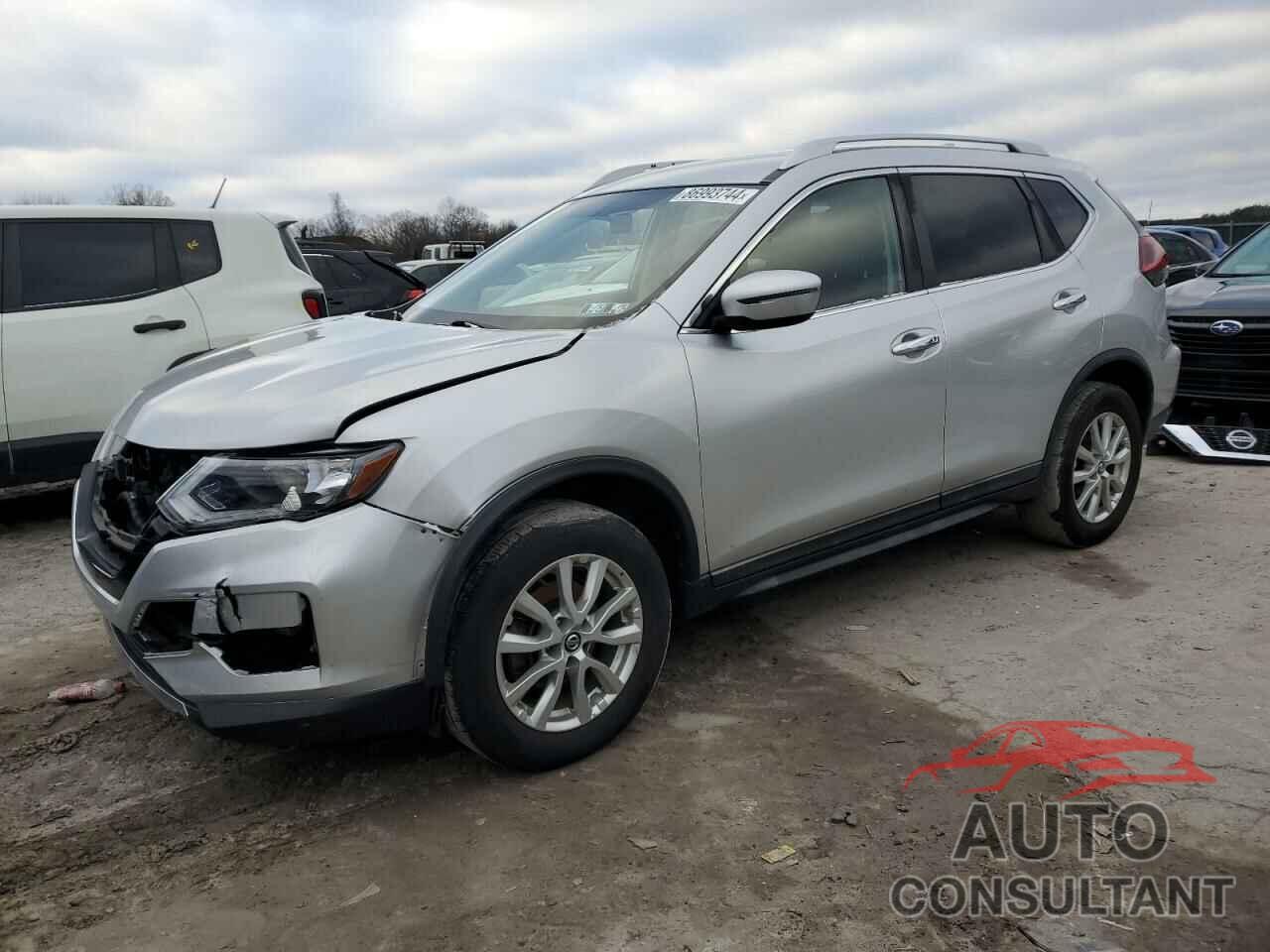 NISSAN ROGUE 2018 - KNMAT2MV7JP594270