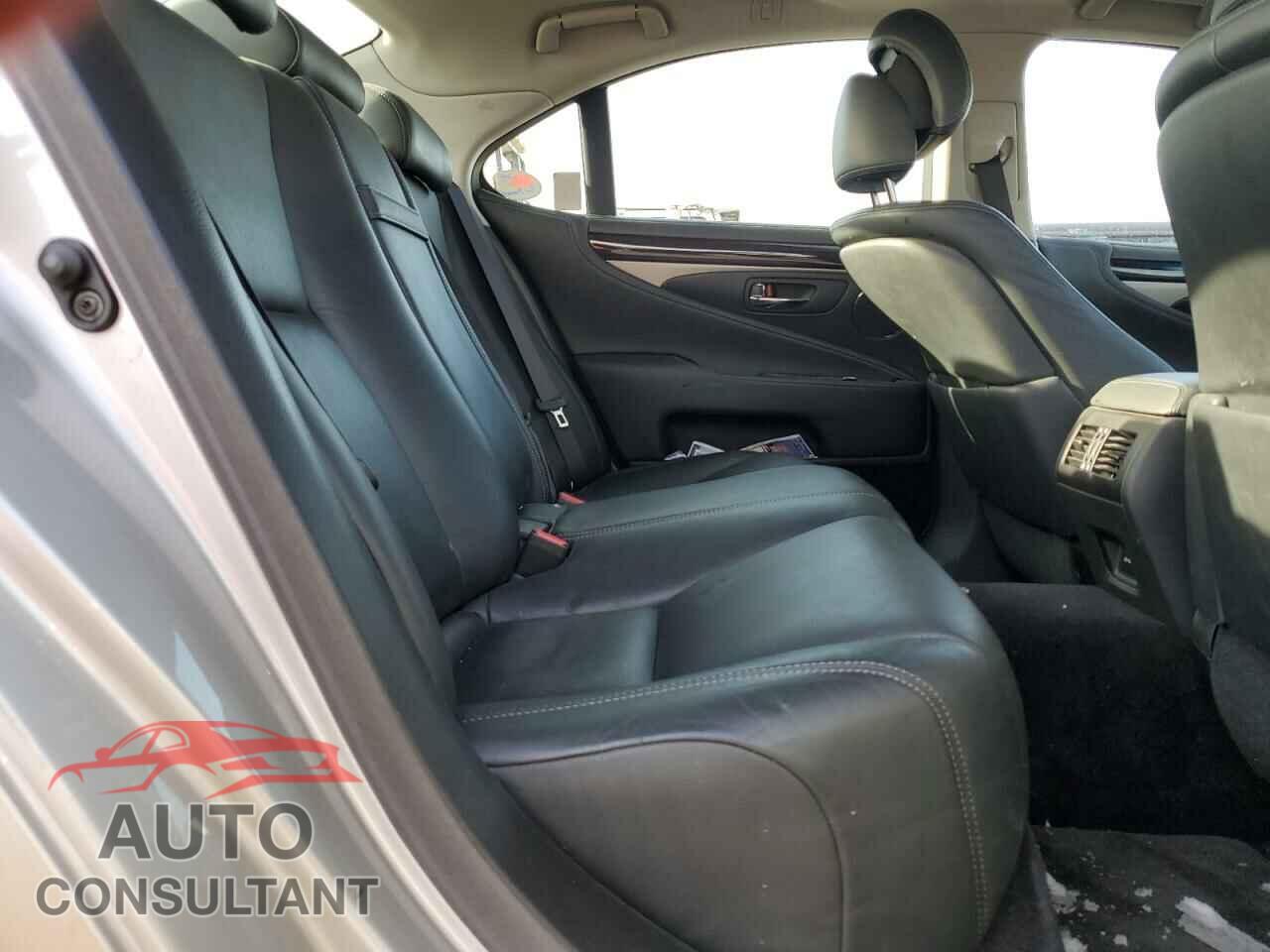 LEXUS LS460 2014 - JTHCL5EF3E5022968