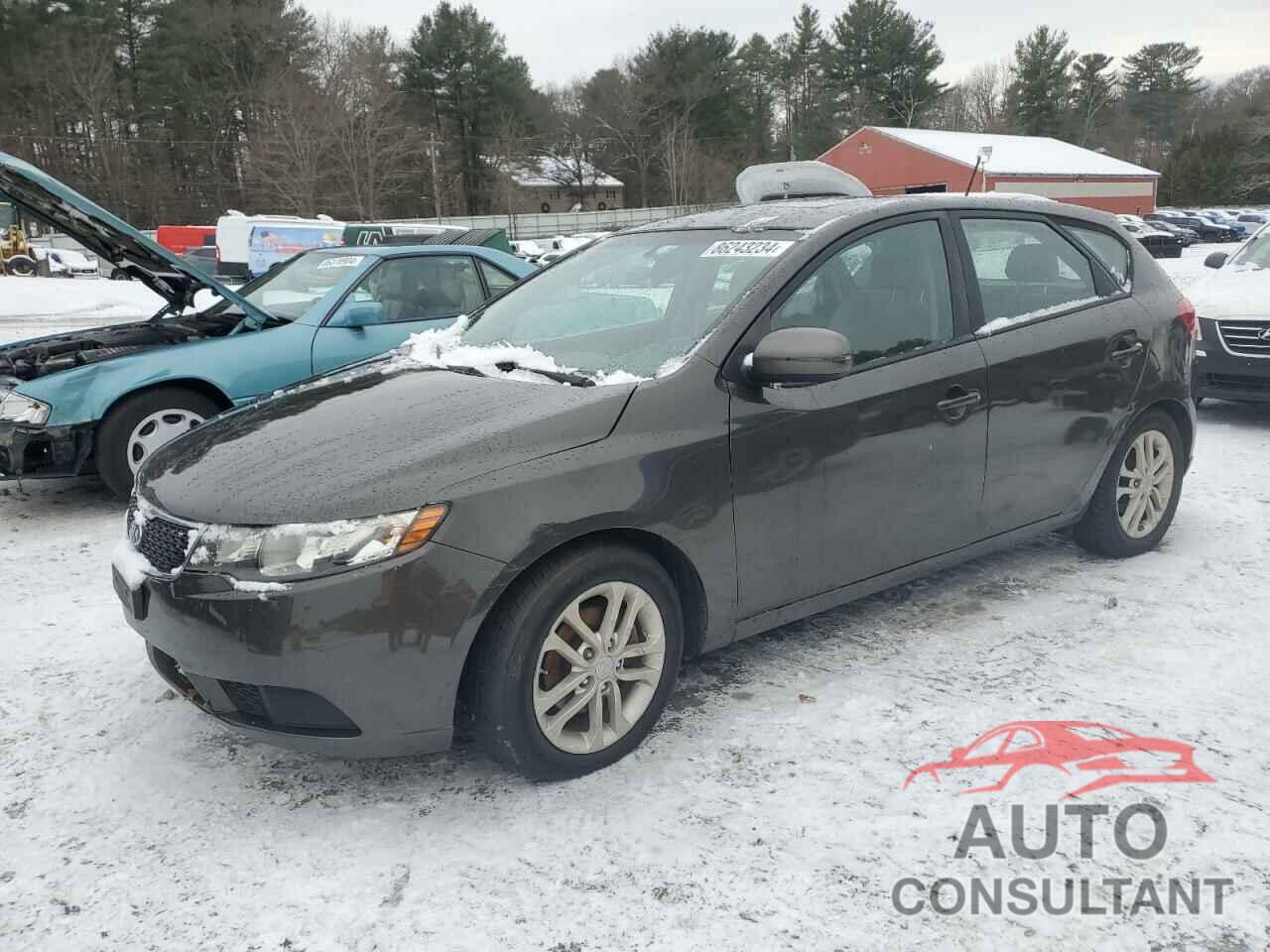 KIA FORTE 2011 - KNAFU5A20B5435471