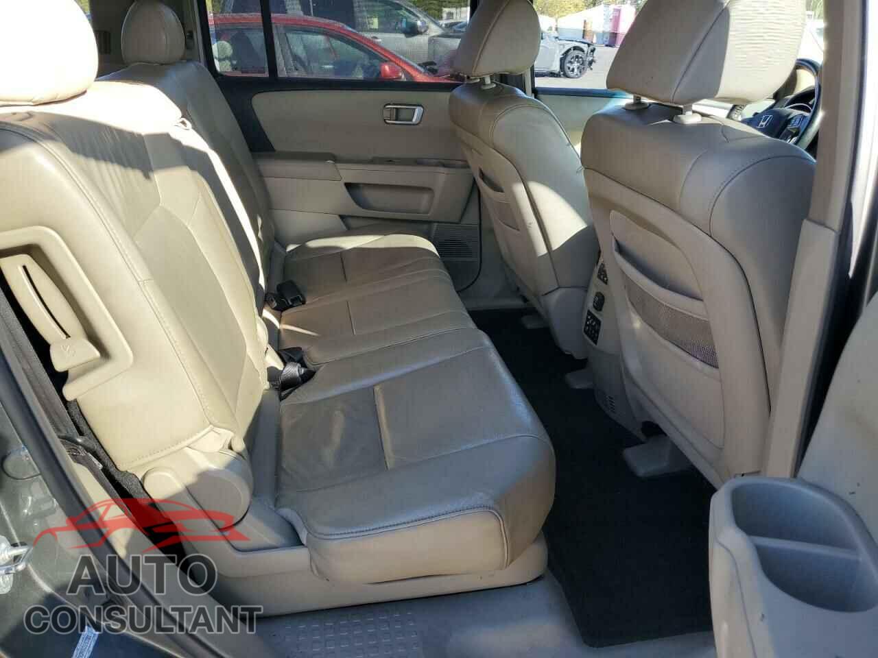 HONDA PILOT 2009 - 5FNYF48939B015781