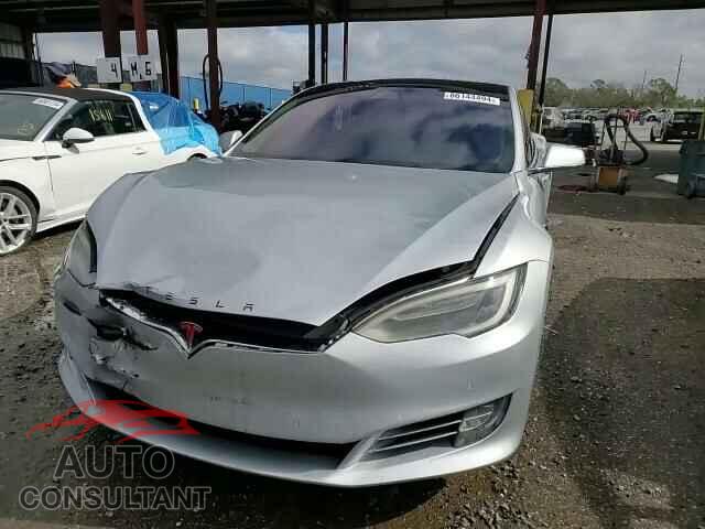 TESLA MODEL S 2017 - 5YJSA1E13HF193206