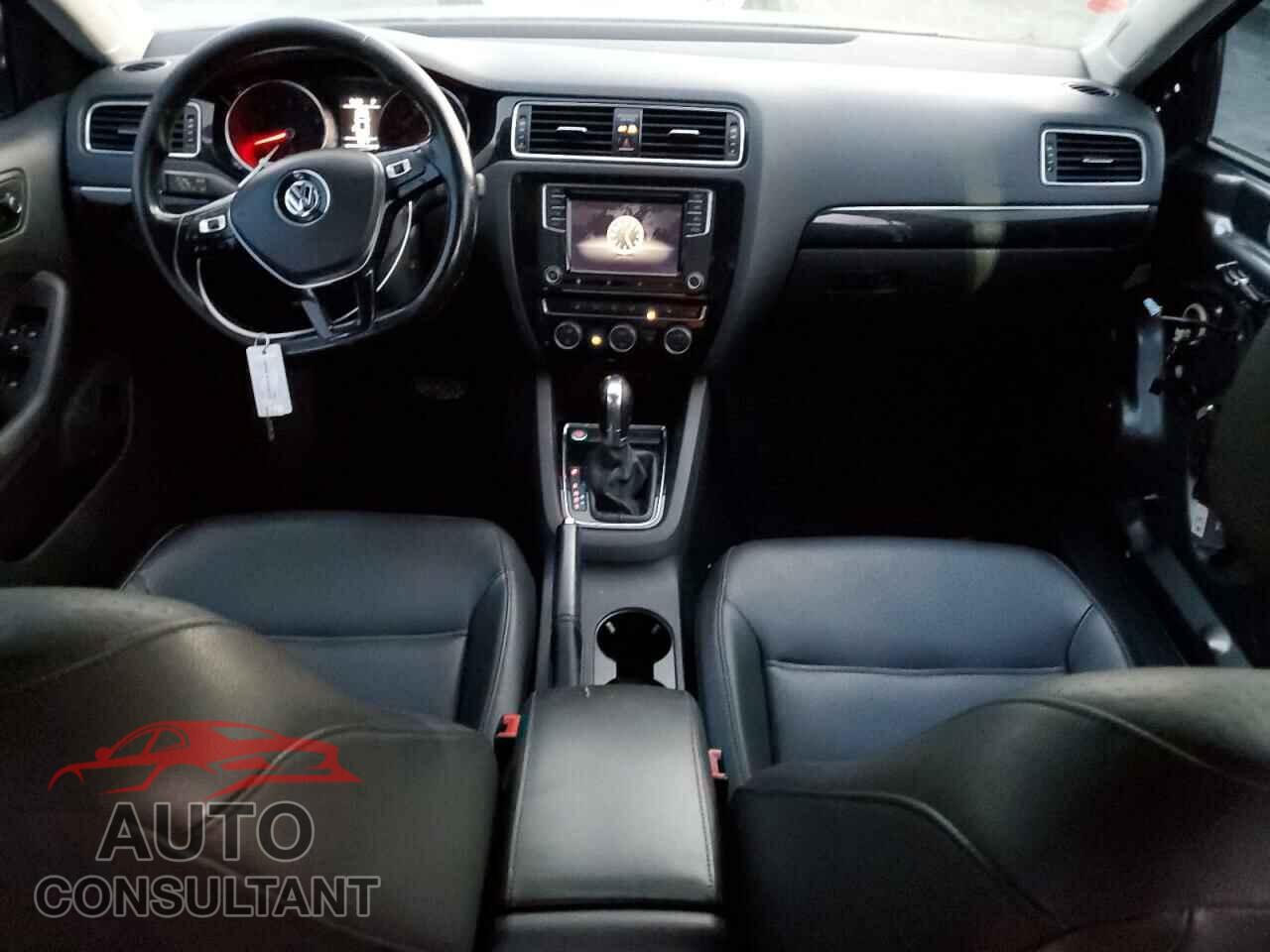 VOLKSWAGEN JETTA 2017 - 3VWL17AJ8HM399563