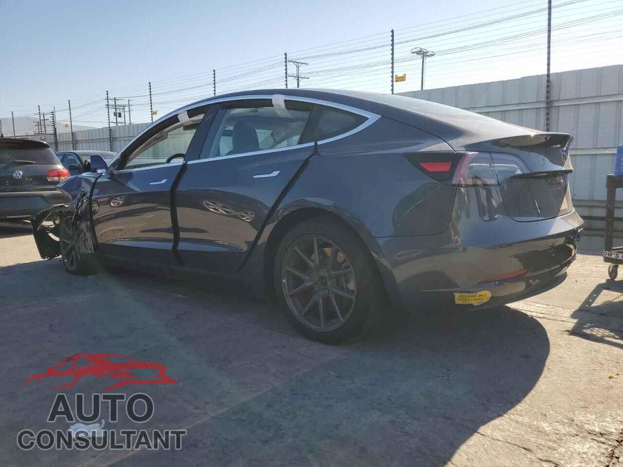 TESLA MODEL 3 2018 - 5YJ3E1EA7JF101870