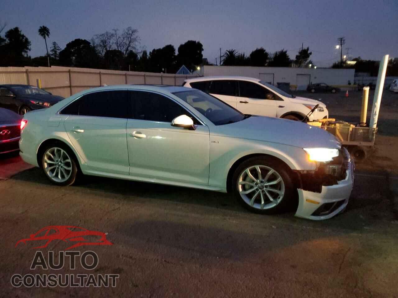 AUDI A4 2019 - WAUENAF44KA015263