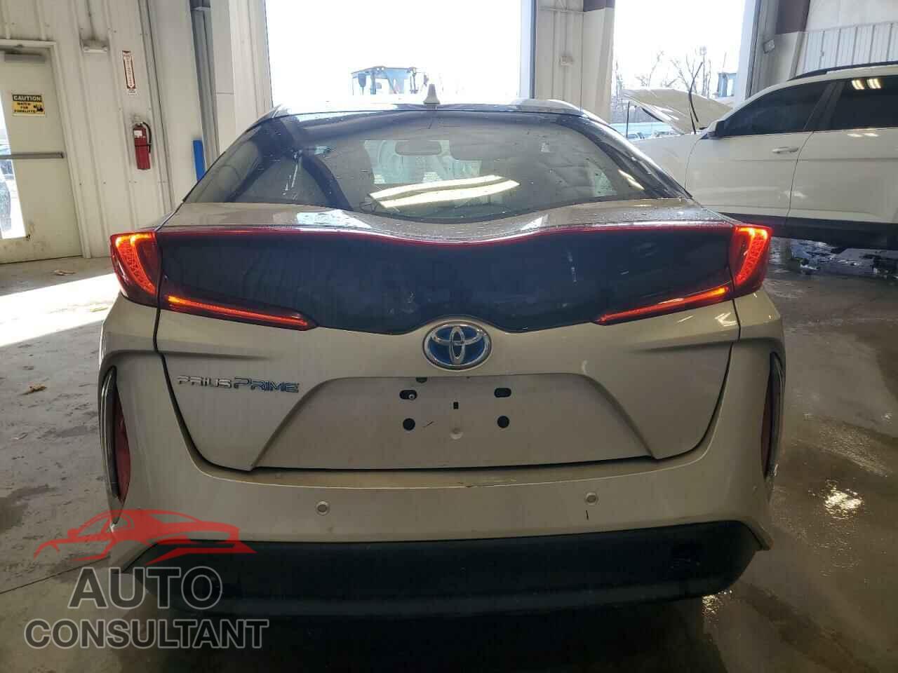TOYOTA PRIUS 2017 - JTDKARFP8H3052467