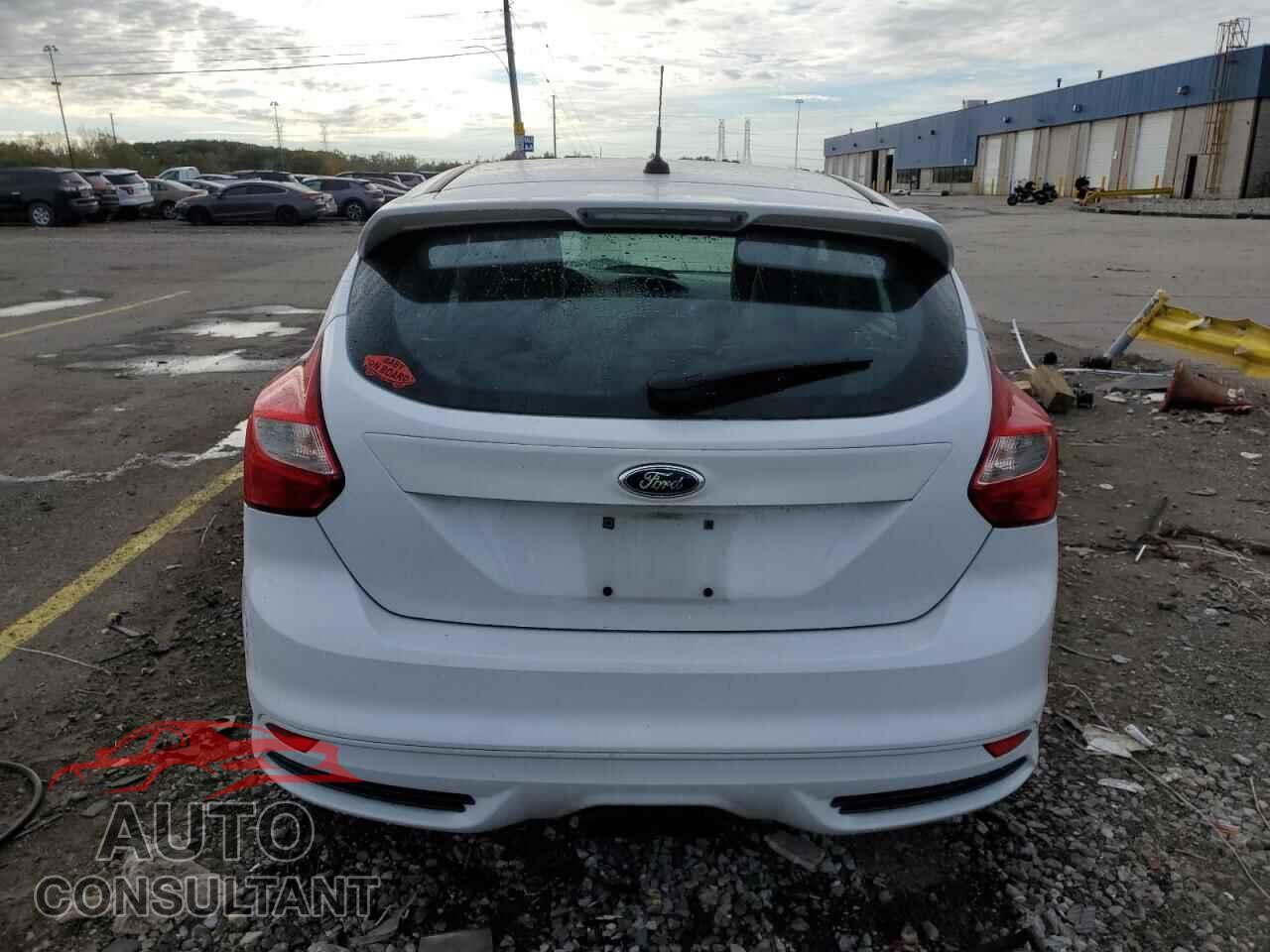 FORD FOCUS 2014 - 1FADP3L96EL129669