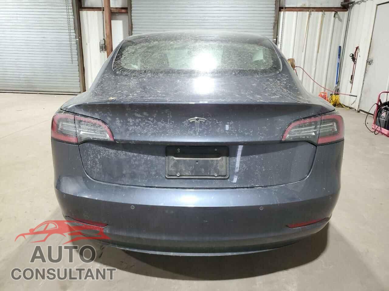 TESLA MODEL 3 2022 - 5YJ3E1EA8NF371759
