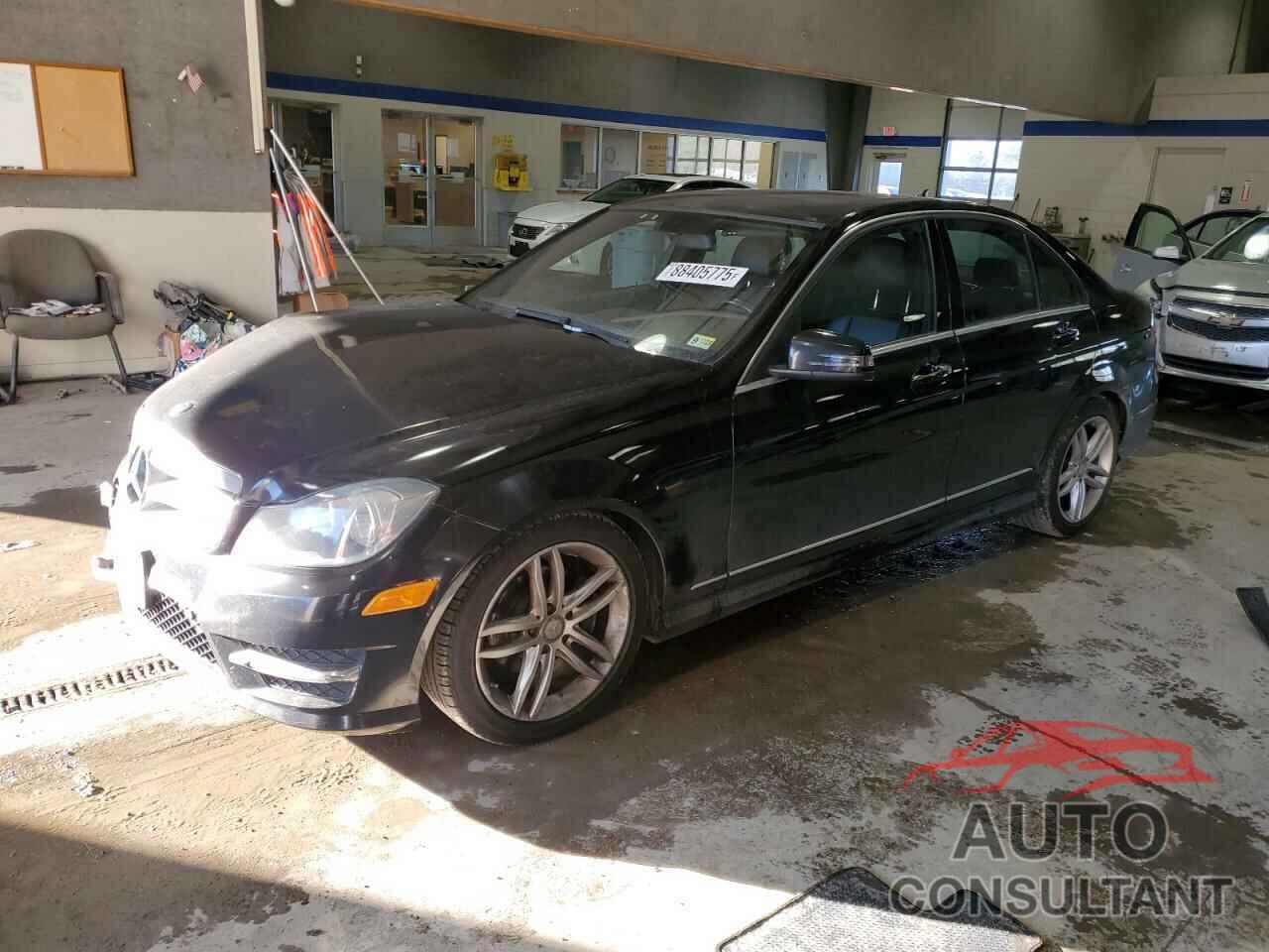 MERCEDES-BENZ C-CLASS 2012 - WDDGF8BB9CR230720