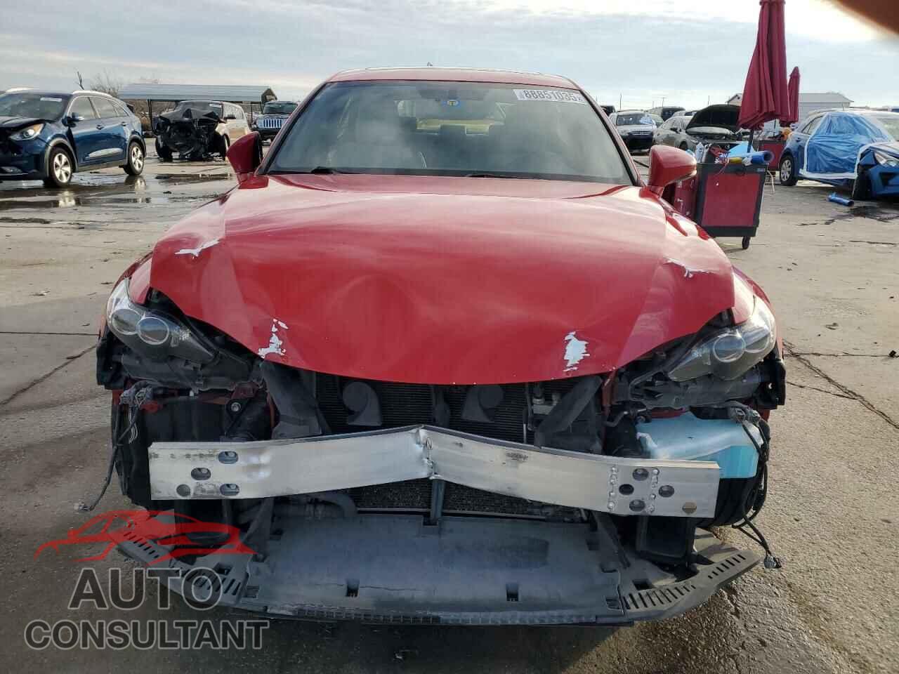 LEXUS IS 2016 - JTHBA1D2XG5032344