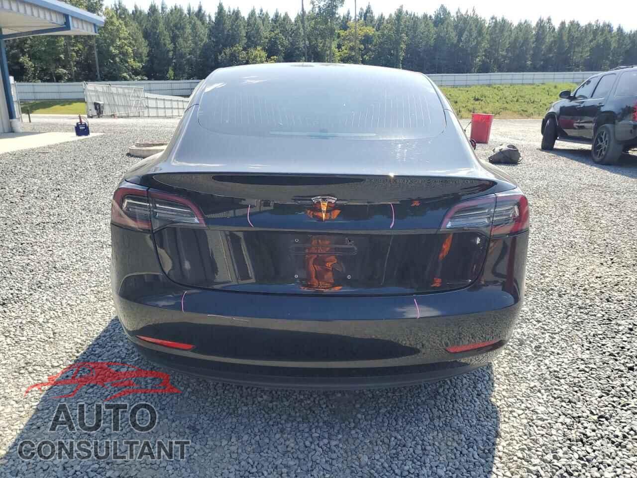 TESLA MODEL 3 2018 - 5YJ3E1EA0JF151655