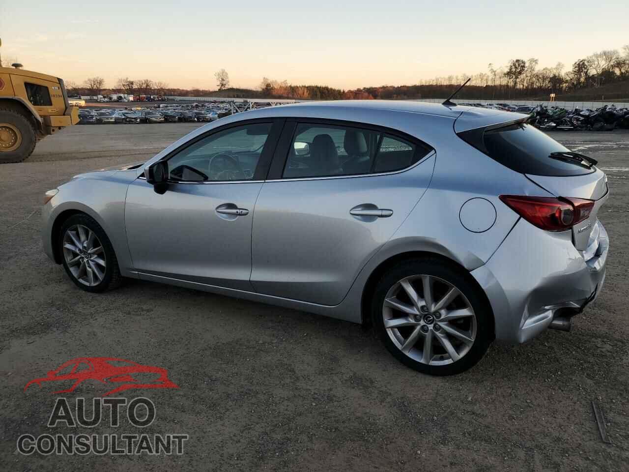 MAZDA 3 2017 - 3MZBN1L74HM126263