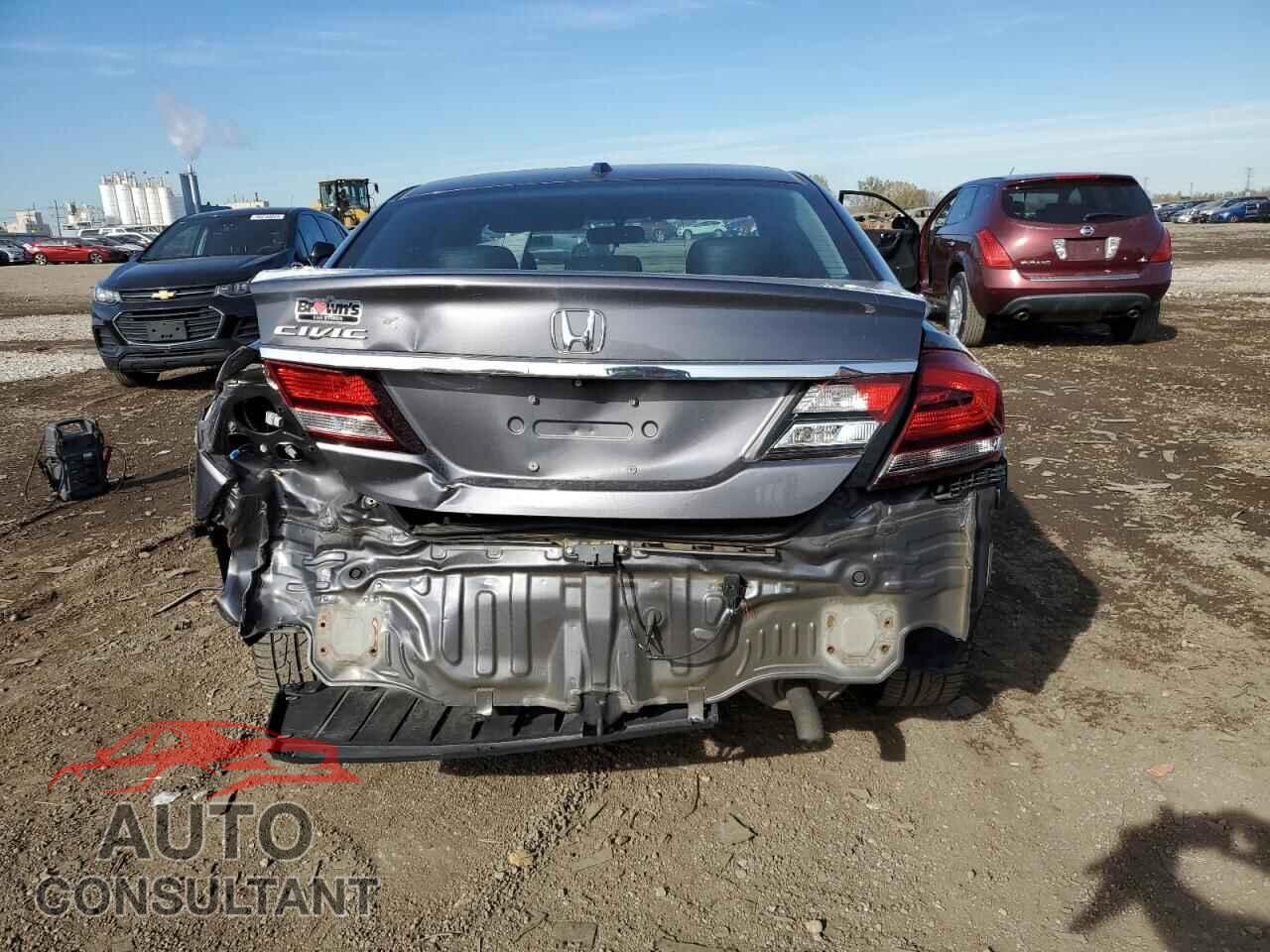 HONDA CIVIC 2015 - 2HGFB2F99FH552348