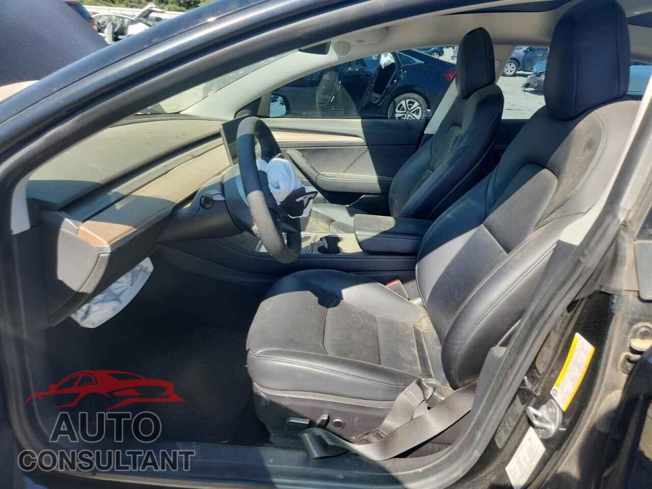 TESLA MODEL 3 2021 - 5YJ3E1EA5MF061356