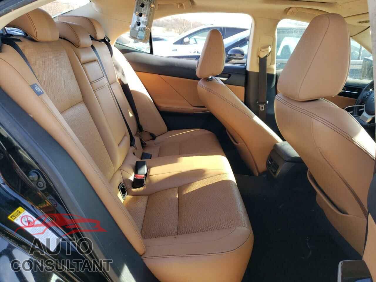 LEXUS IS 2015 - JTHBF1D25F5069625