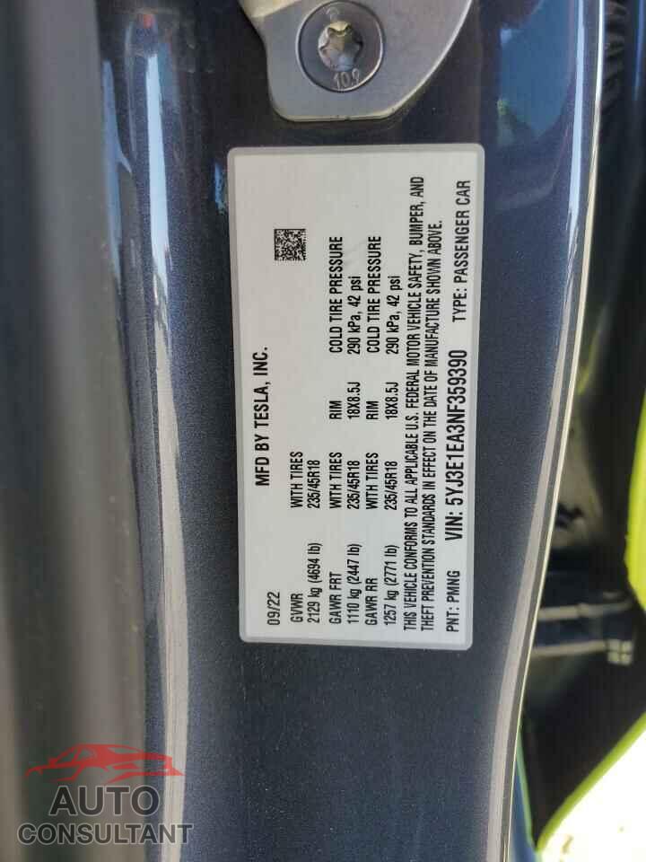 TESLA MODEL 3 2022 - 5YJ3E1EA3NF359390