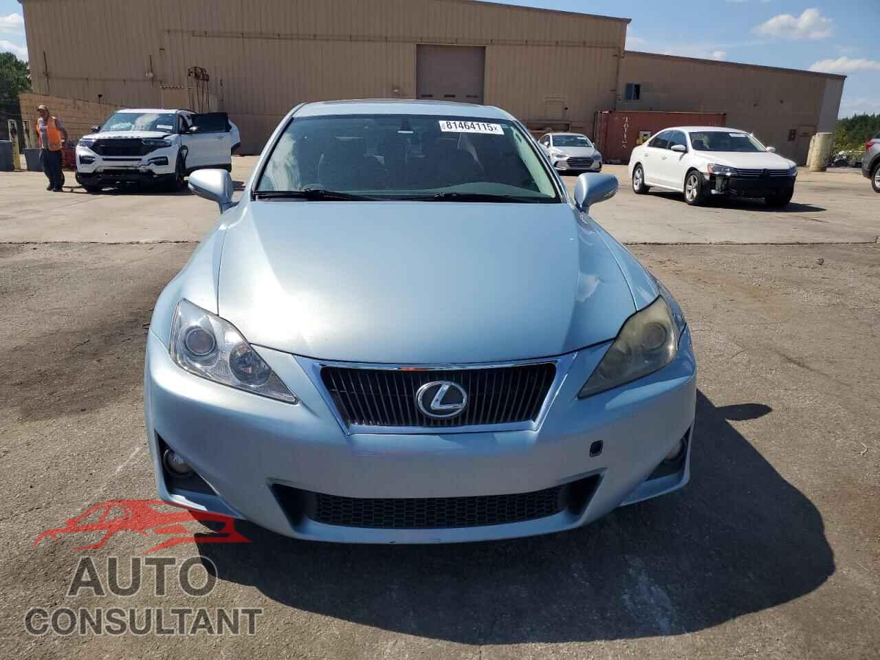 LEXUS IS 2011 - JTHBF5C21B5134909