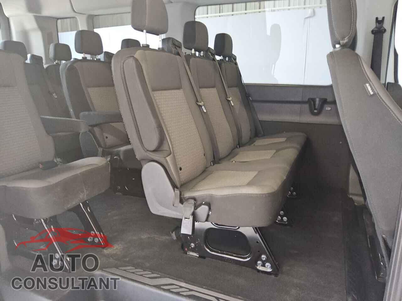 FORD TRANSIT 2023 - 1FBAX2C87PKB36657