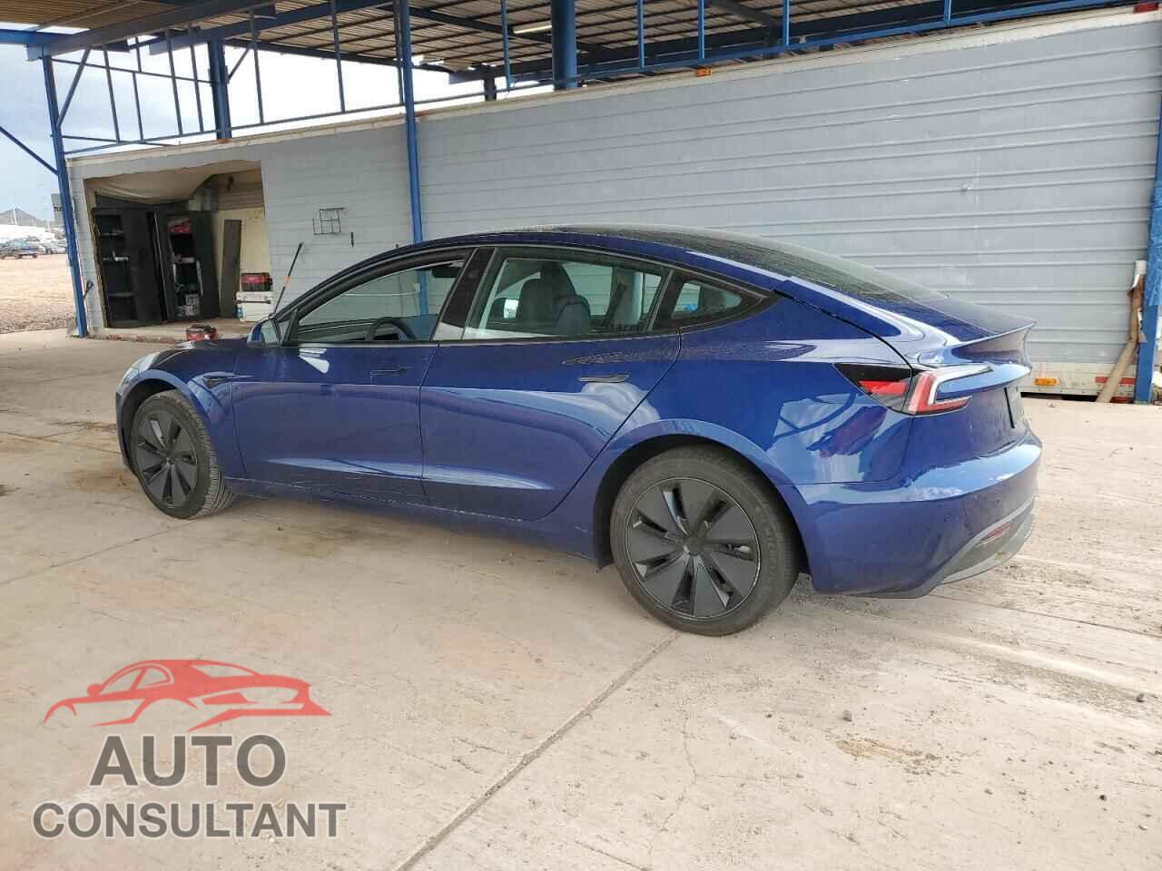 TESLA MODEL 3 2025 - 5YJ3E1EA1SF907138