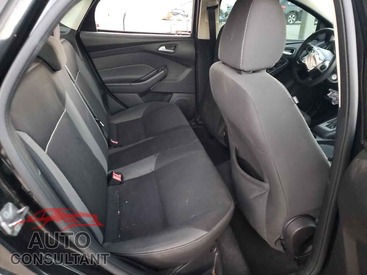 FORD FOCUS 2013 - 1FADP3F24DL325929