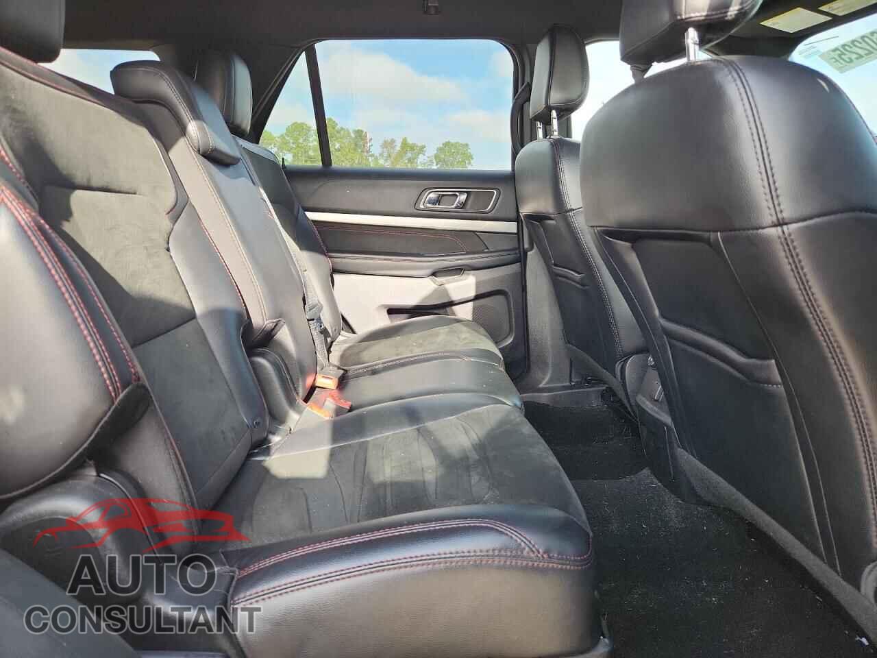 FORD EXPLORER 2019 - 1FM5K7D81KGB01272