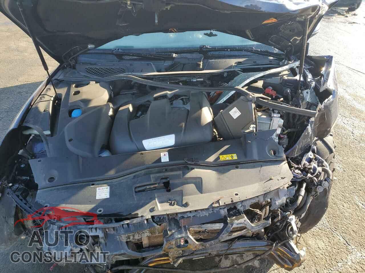 PORSCHE CAYENNE 2017 - WP1AE2A25HLA72676