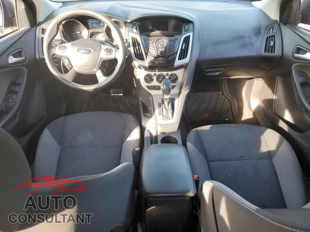 FORD FOCUS 2014 - 1FADP3F29EL288037
