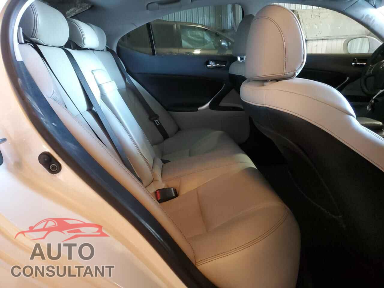 LEXUS IS 2012 - JTHBF5C26C5157202
