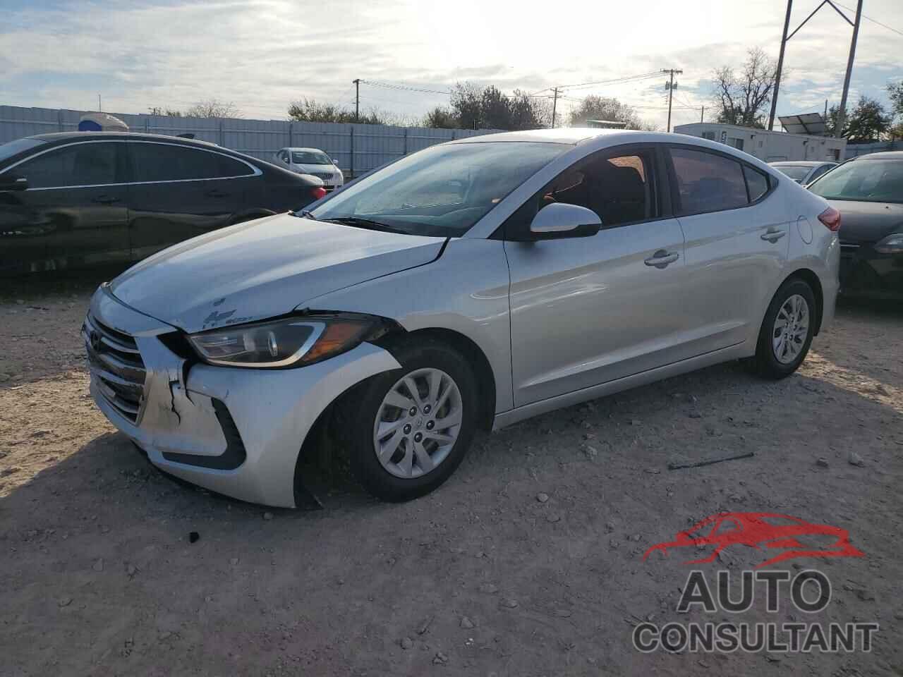 HYUNDAI ELANTRA 2017 - 5NPD74LF0HH113238