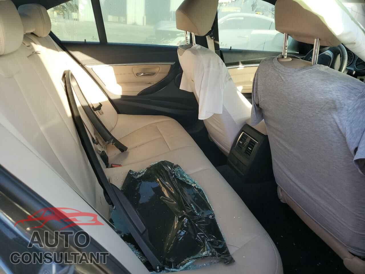 BMW 3 SERIES 2016 - WBA8E9G55GNU28019