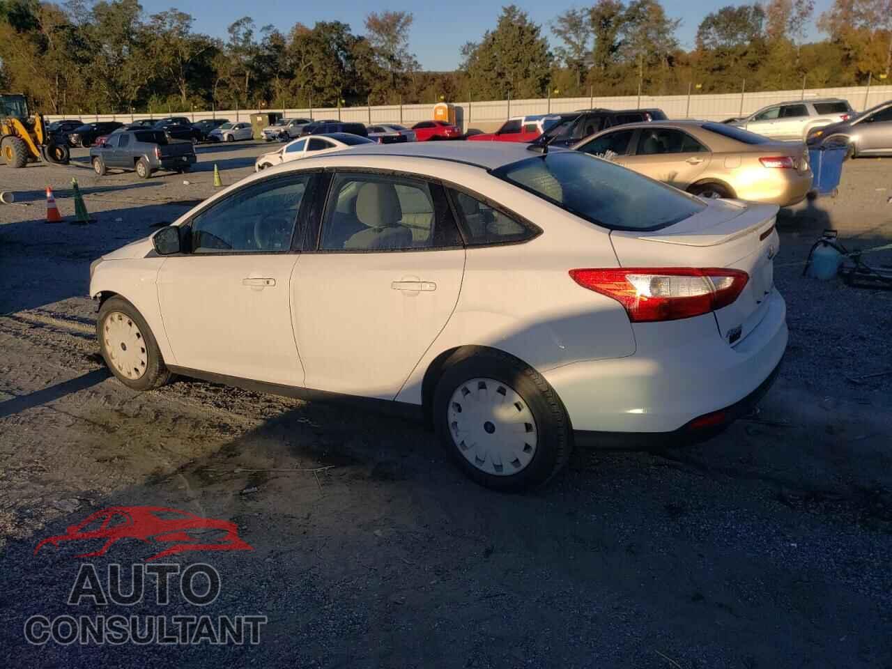 FORD FOCUS 2012 - 1FAHP3F21CL443940