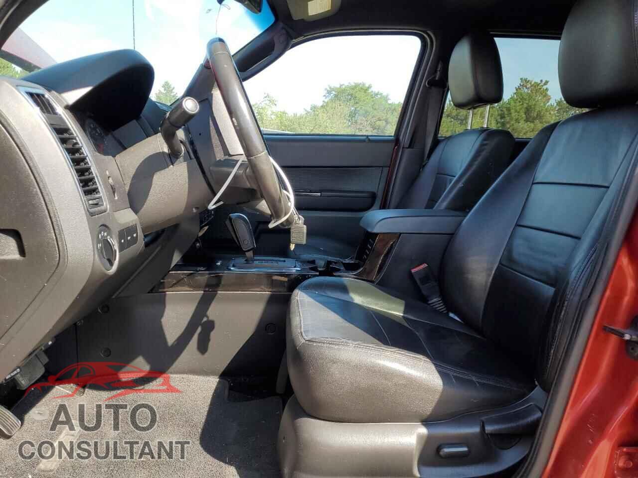 FORD ESCAPE 2011 - 1FMCU0E77BKB04530