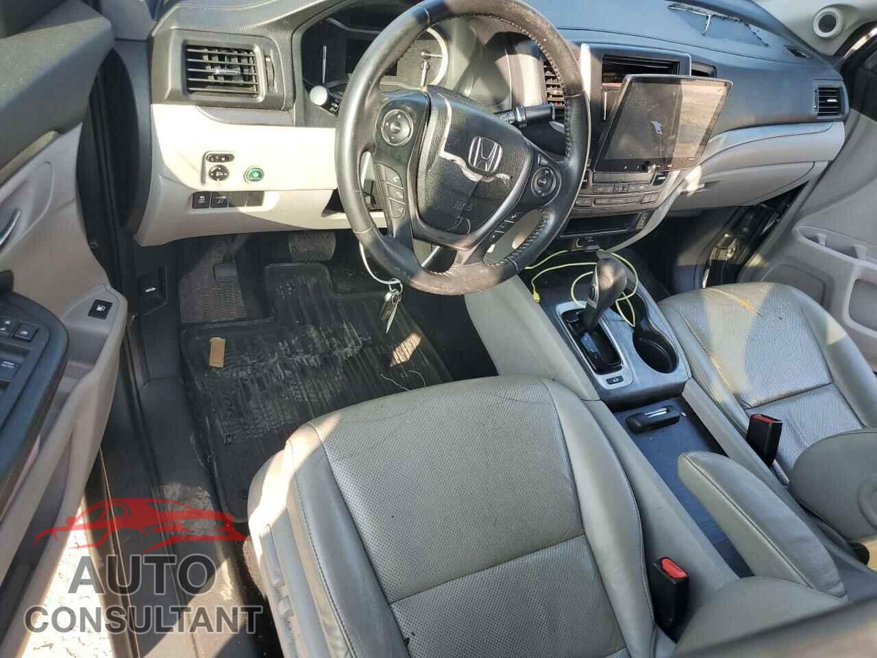 HONDA RIDGELINE 2017 - 5FPYK3F55HB019553