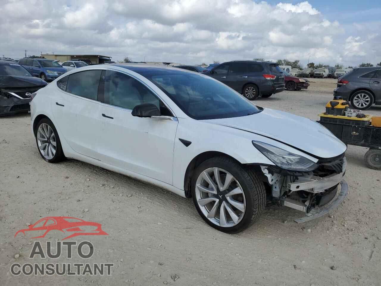 TESLA MODEL 3 2018 - 5YJ3E1EB5JF101178