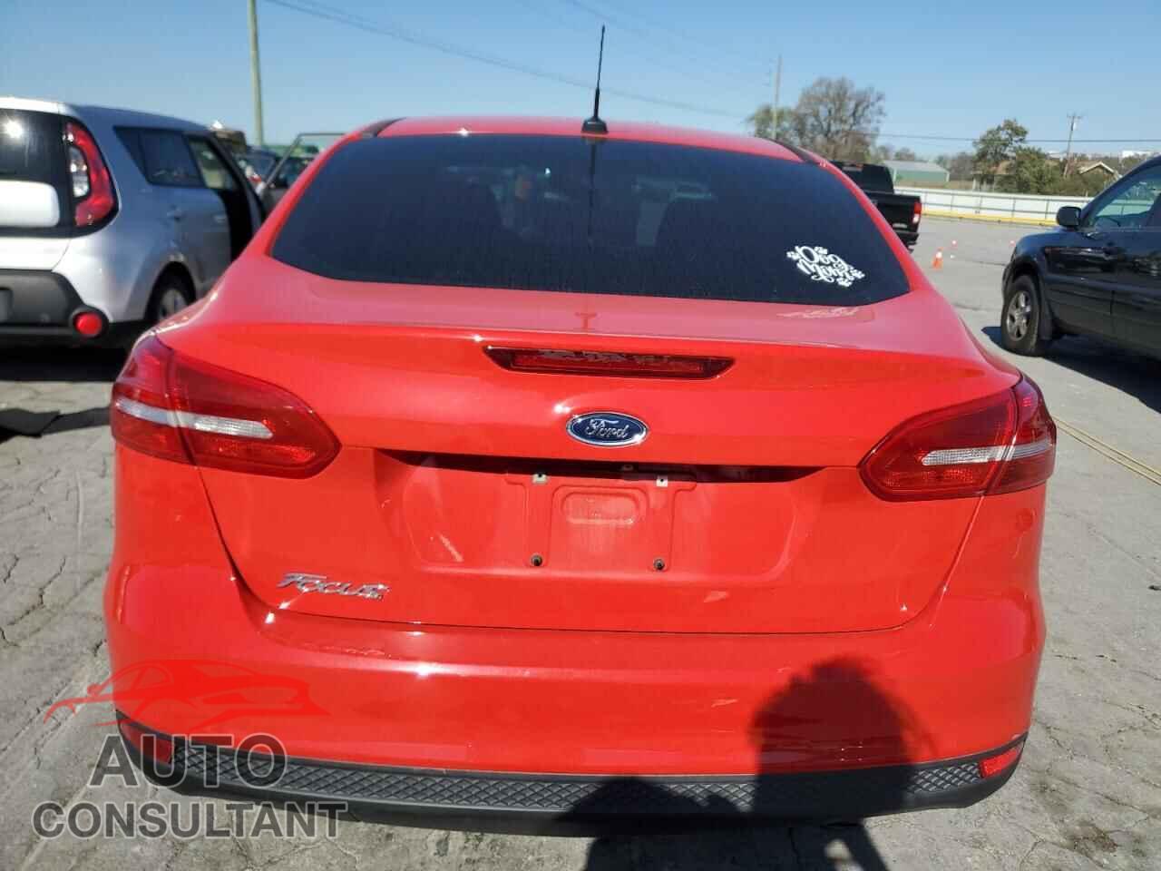 FORD FOCUS 2017 - 1FADP3F27HL304319
