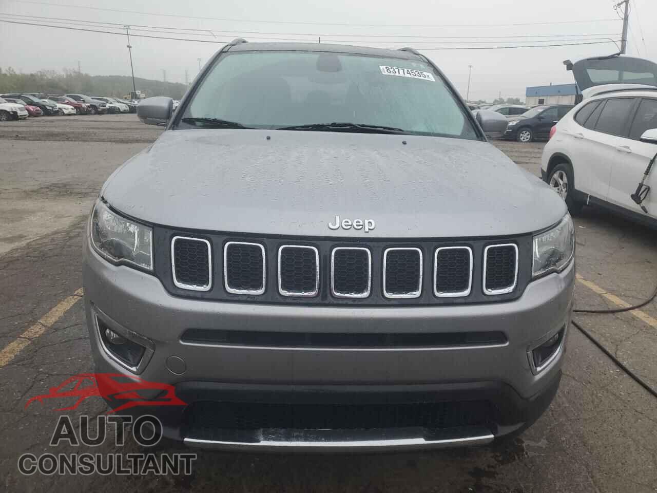 JEEP COMPASS 2018 - 3C4NJDCB6JT403301