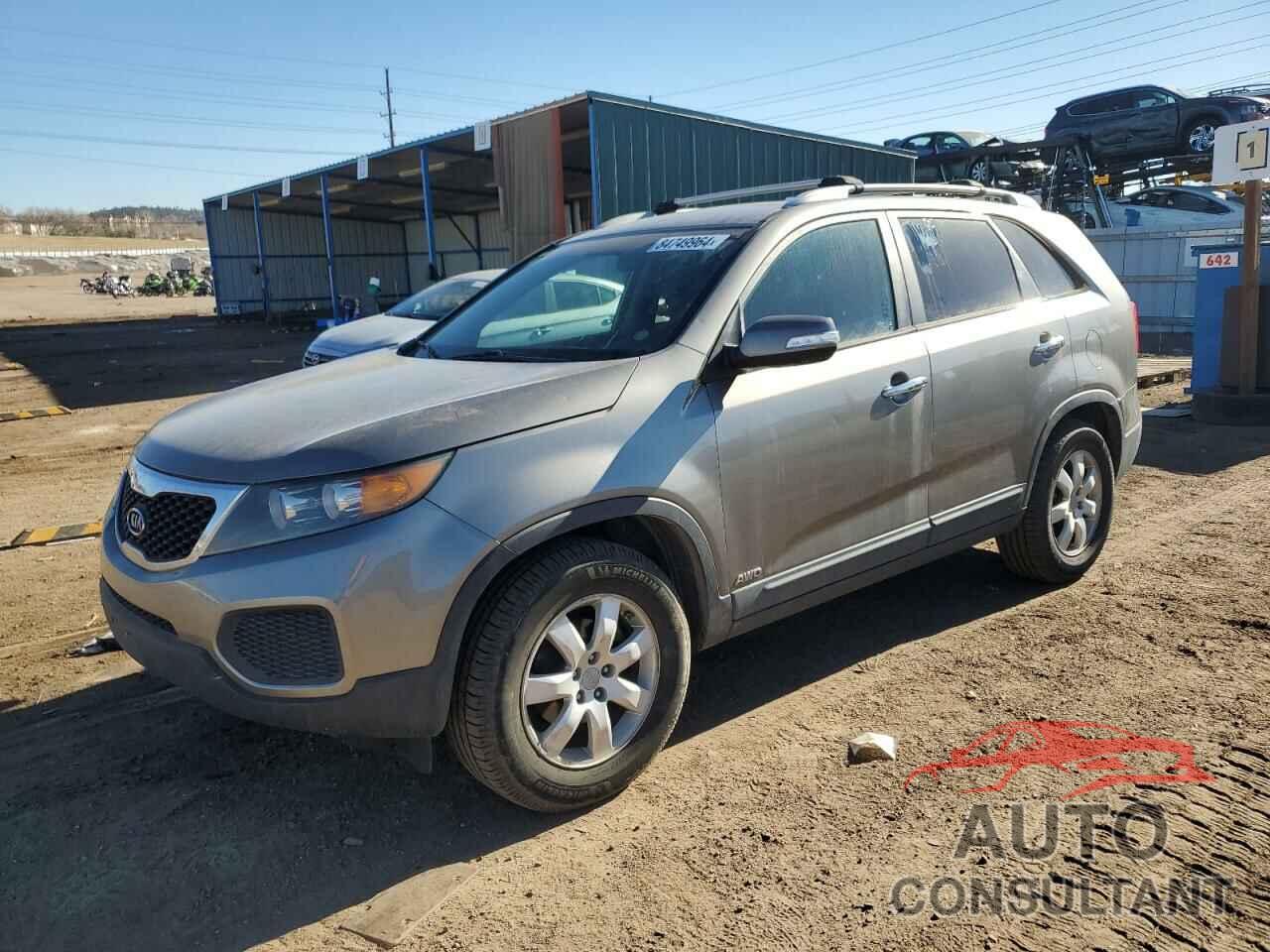 KIA SORENTO 2013 - 5XYKTDA27DG336252