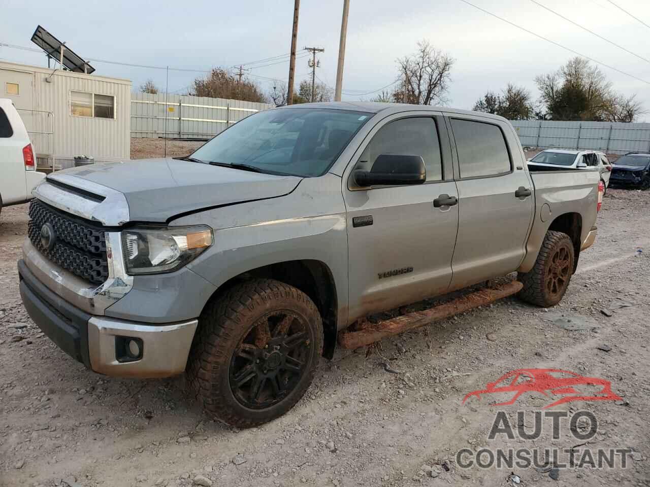 TOYOTA TUNDRA 2019 - 5TFDW5F17KX869878