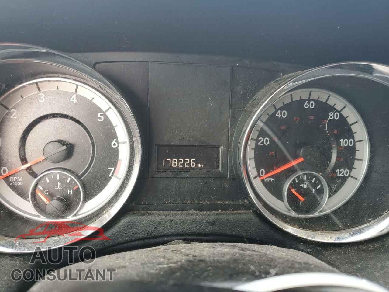 DODGE CARAVAN 2013 - 2C4RDGBG8DR733858