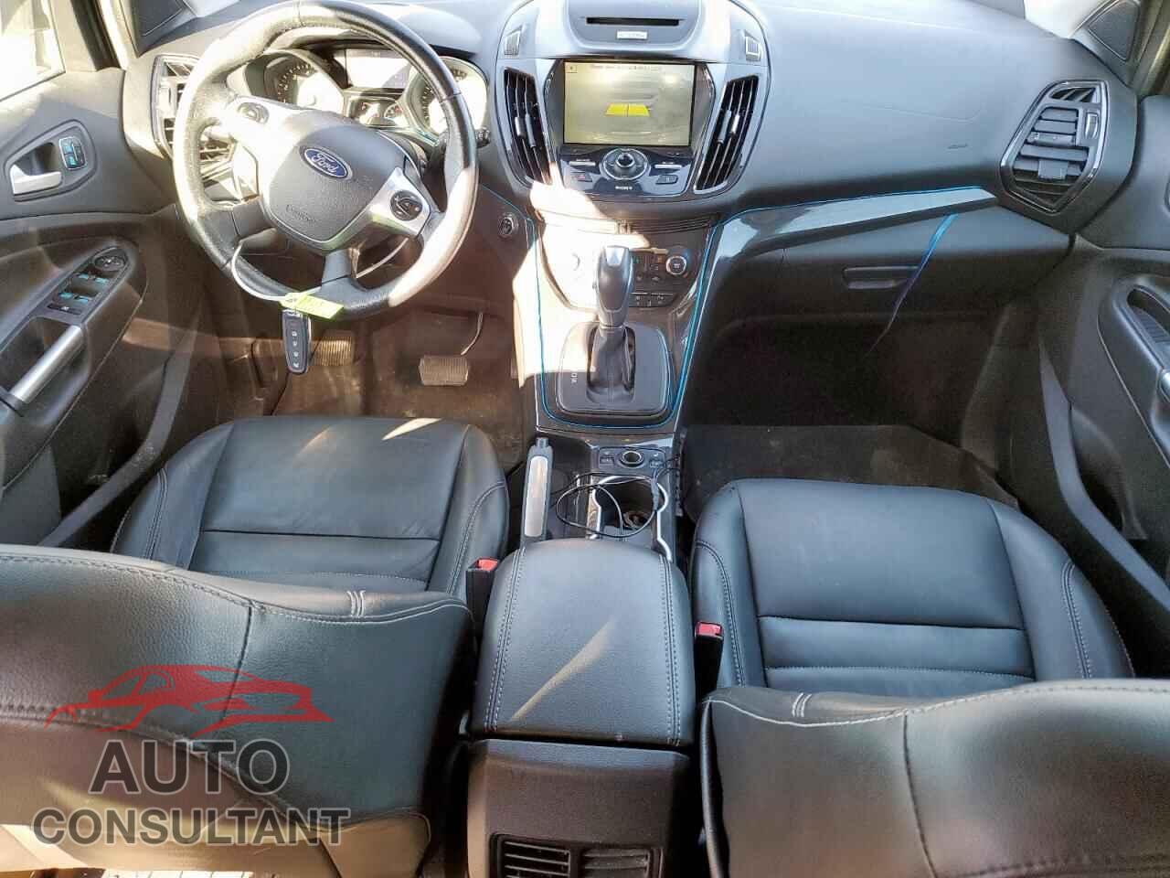 FORD ESCAPE 2016 - 1FMCU0J91GUA25857
