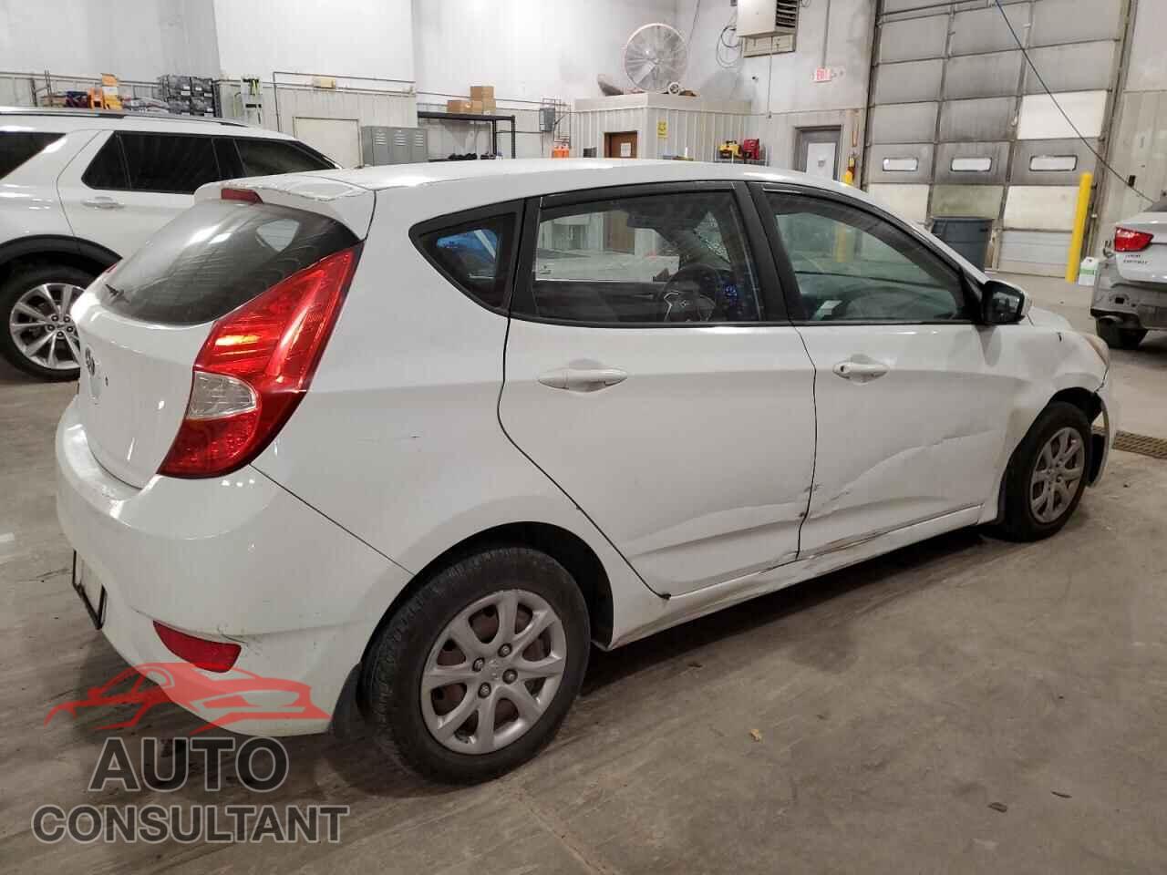 HYUNDAI ACCENT 2013 - KMHCT5AE6DU102716