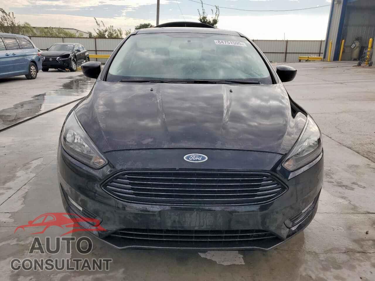 FORD FOCUS 2018 - 1FADP3FE2JL292645