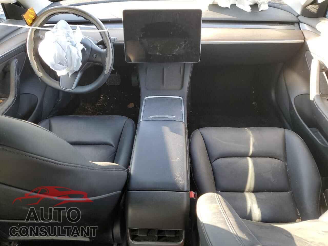 TESLA MODEL 3 2022 - 5YJ3E1EB9NF327892